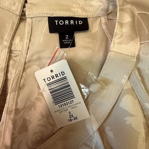 Women's Plus 2 NWT Torrid Peplum Georgette Goddess Neck Tank - Picture 9 of 11